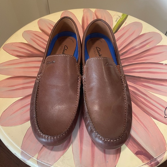Clarks Men's Tan Leather Loafers - Picture 1 of 4